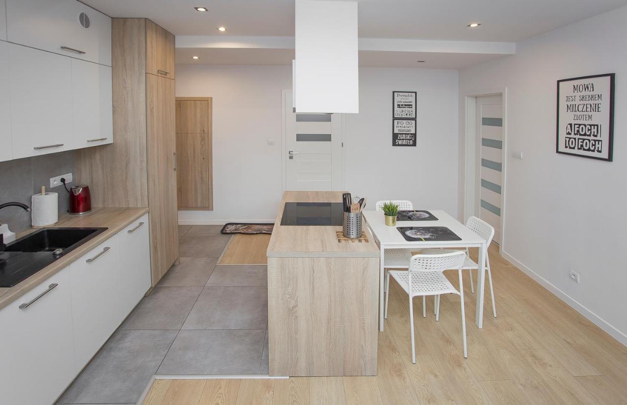 Urban Jungle Apartment In The City Center Białystok Exteriör bild